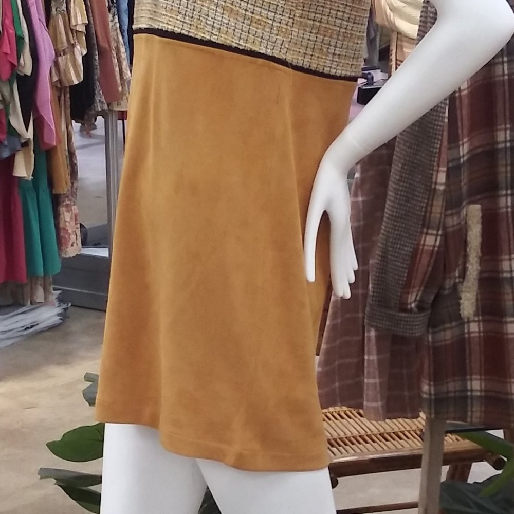 Tweed and Suede Work Dress Office Dress with Side Pockets Gold & Yellow - Picture 15 of 16
